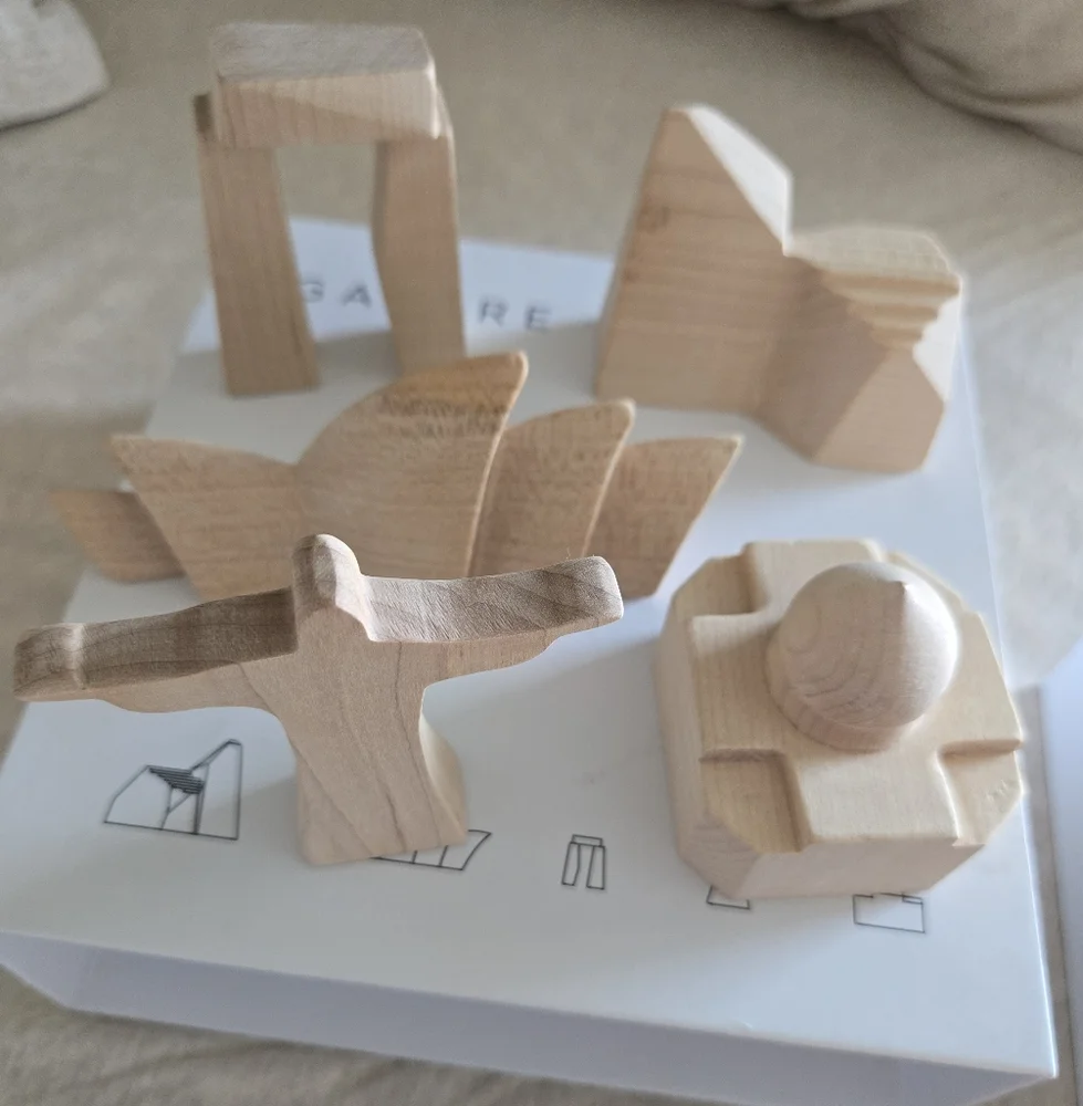 GATHRE Wooden Landmarks
